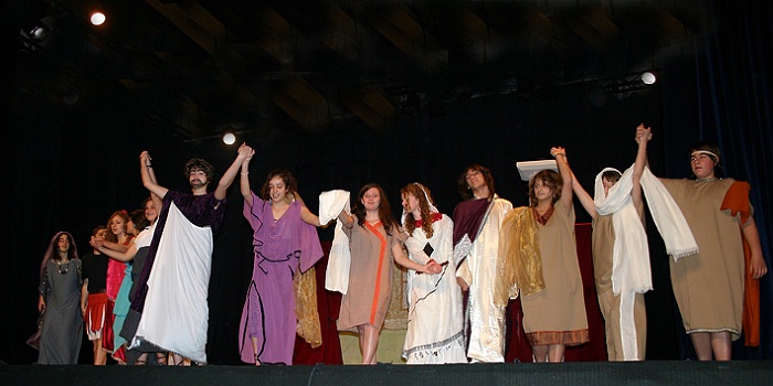 Dr&ocirc;les ar&eacute;siens - pompign'actes2007